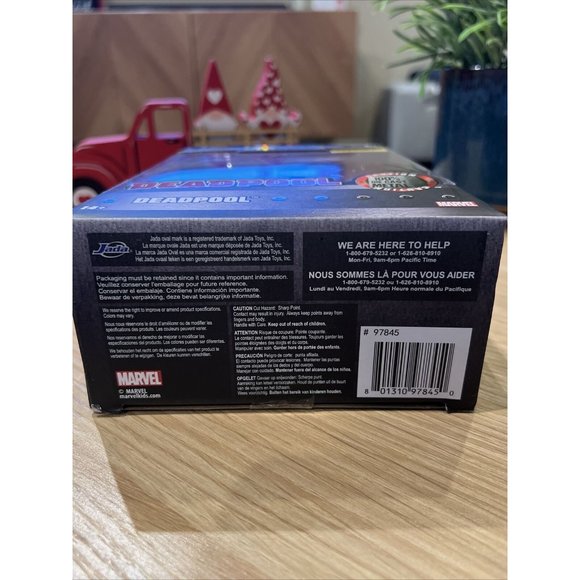 Marvel Deadpool Die Cast Action Figure Hot Topic Exclusive Gray Version - Picture 11 of 11